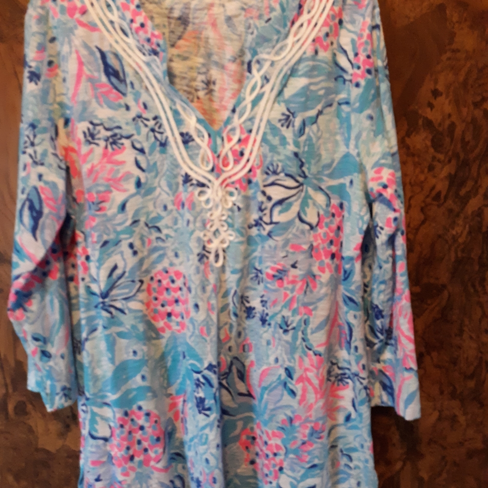 Lilly Pulitzer Blue, Pink & Navy Floral Tunic with White Trim - Picture 3 of 4